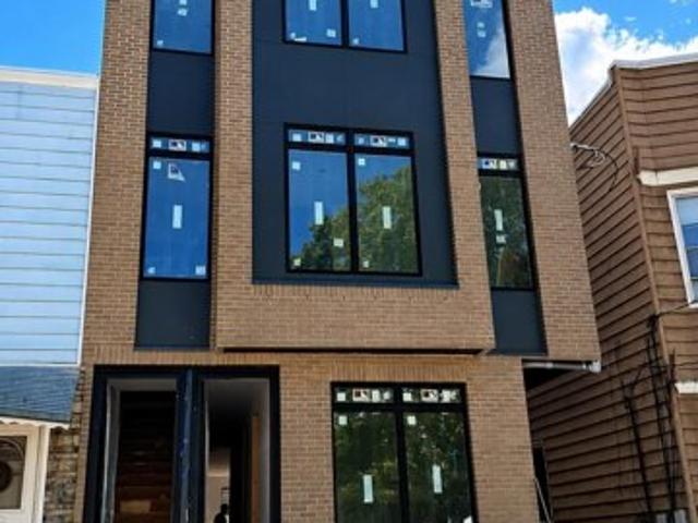 Condo for sale in Hudson, New Jersey