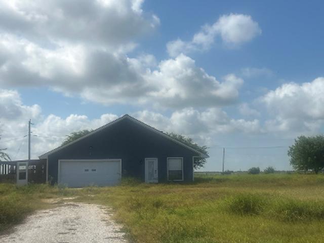 House for sale in Calhoun, Texas