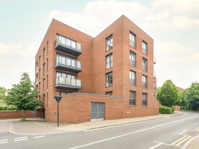 Apartment for rent in Kidbrooke, Greater London