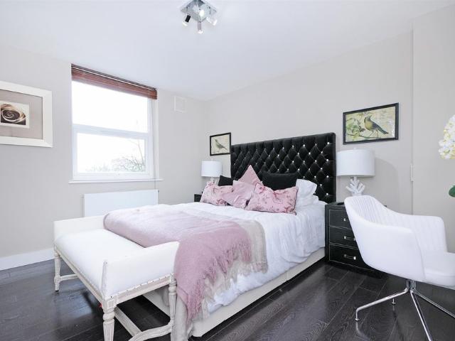 Apartment for rent in Belsize Park, Greater London