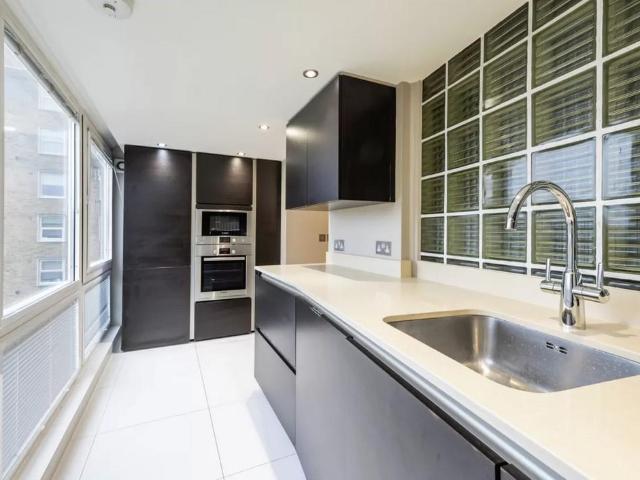 Apartment for rent in Belsize Park, Greater London