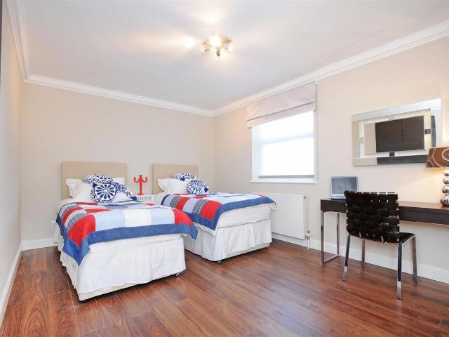 Apartment for rent in Belsize Park, Greater London