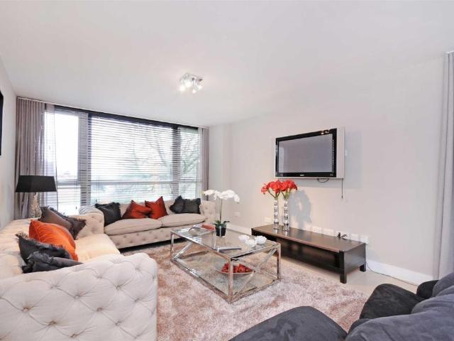 Apartment for rent in Belsize Park, Greater London
