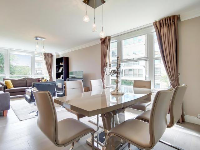 Apartment for rent in Belsize Park, Greater London