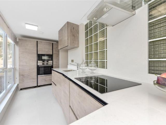 Apartment for rent in Belsize Park, Greater London
