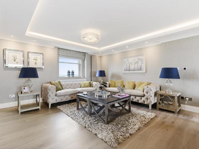 Apartment for rent in Belsize Park, Greater London