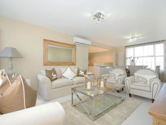 Apartment for rent in Belsize Park, Greater London