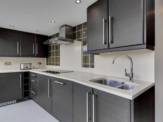 Apartment for rent in Belsize Park, Greater London