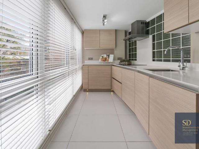 House for rent in Belsize Park, Greater London