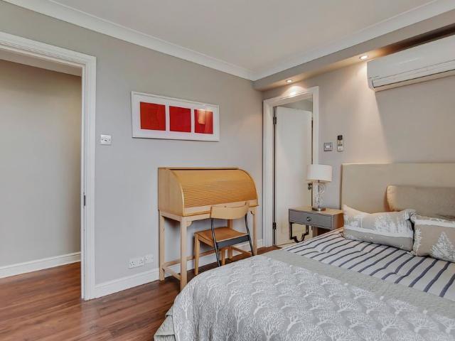 Apartment for rent in Belsize Park, Cat Hill