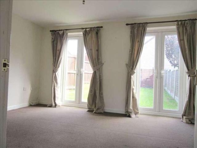 Townhouse for rent in Lincoln Gardens, North Lincolnshire