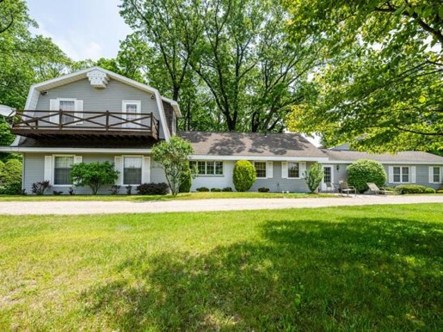 House for sale in Coloma
