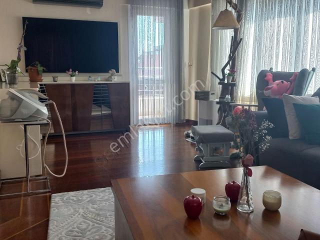 Ümraniye, İstanbul içerisinde satılık mülk