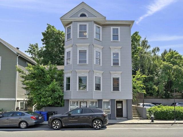 Condo for sale in Brookline Village, Brookline