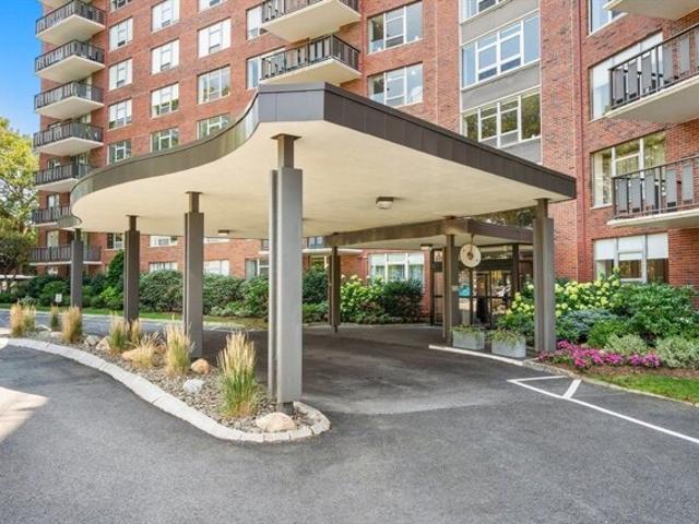 Condo for sale in Newton