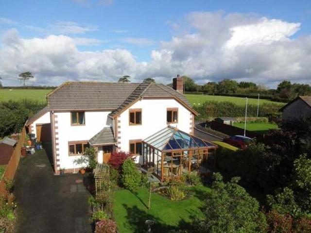 House for sale in Launceston, Cornwall