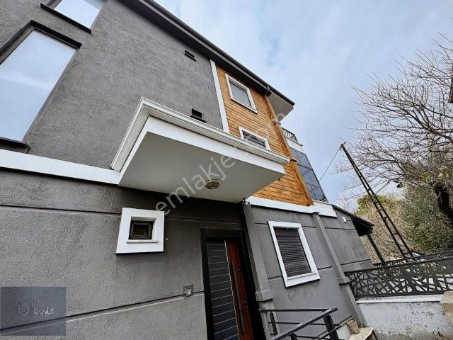 Edremit, Balikesir içerisinde satılık Villa