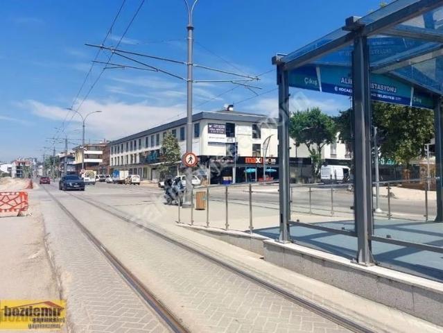 İzmit, Kocaeli içerisinde satılık mülk