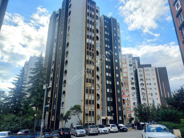 İzmit, Kocaeli içerisinde satılık mülk