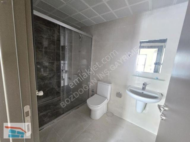 Bostanbaşı Mahallesi, Yeşilyurt içerisinde kiralık mülk