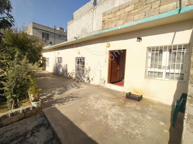 Şanliurfa içerisinde satılık Villa