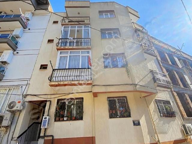 Karabağlar, İzmir içerisinde satılık mülk