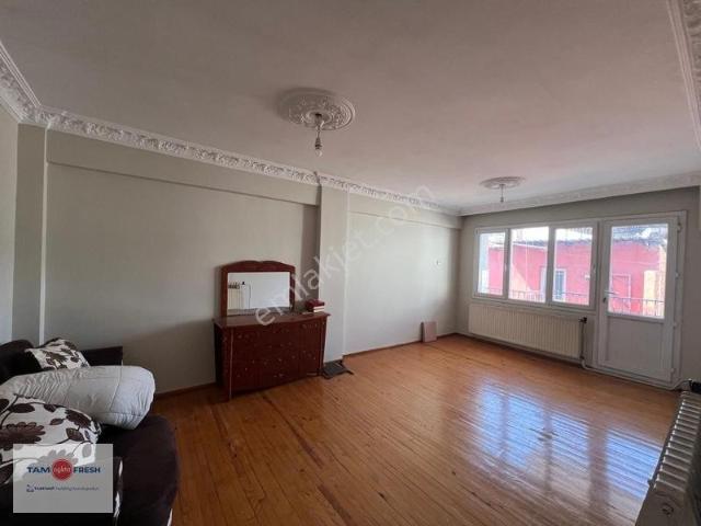 Bahar Mahallesi, Karabağlar içerisinde kiralık mülk