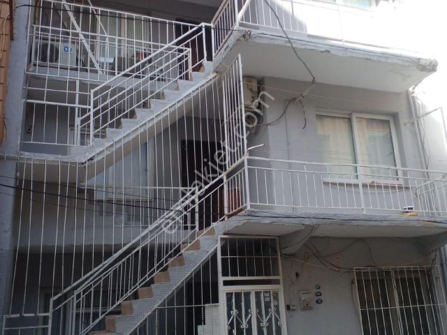 Karabağlar, İzmir içerisinde satılık mülk