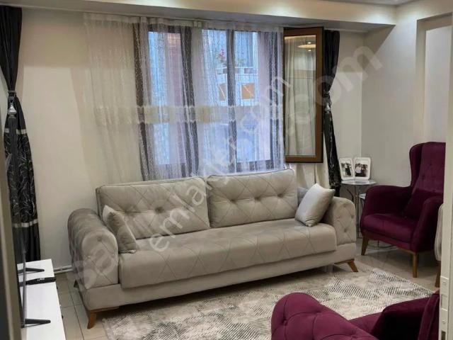 Karabağlar, İzmir içerisinde kiralık mülk