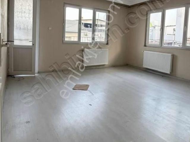 Karabağlar, İzmir içerisinde kiralık mülk