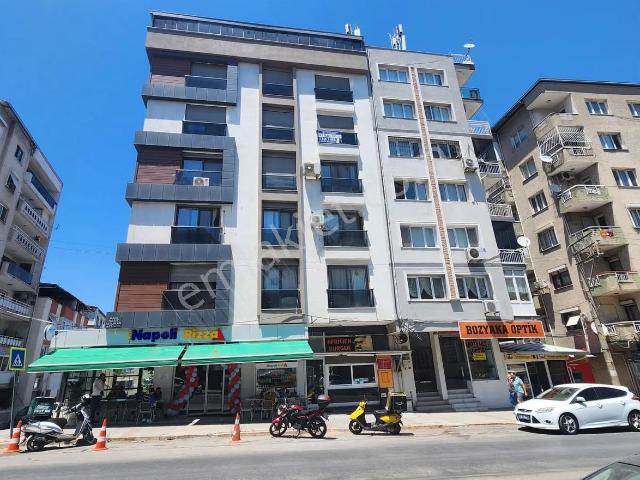 Karabağlar, İzmir içerisinde kiralık mülk