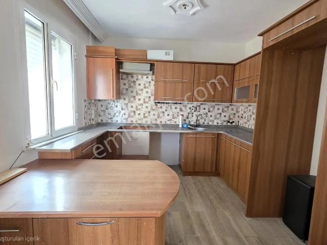 Karabağlar, İzmir içerisinde satılık mülk