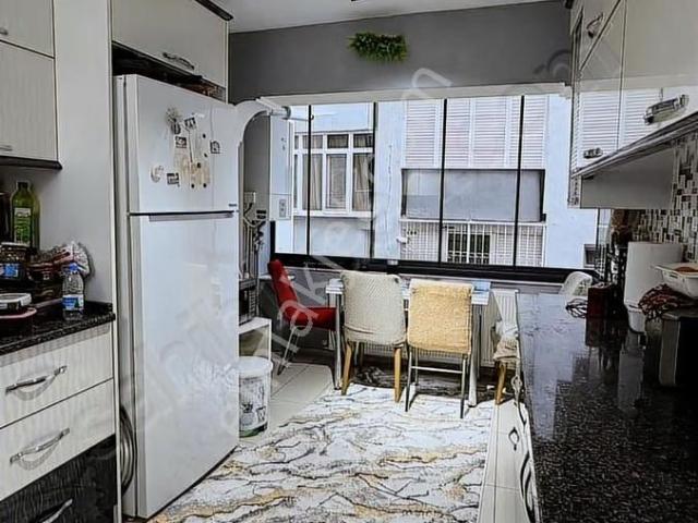 Karabağlar, İzmir içerisinde satılık mülk