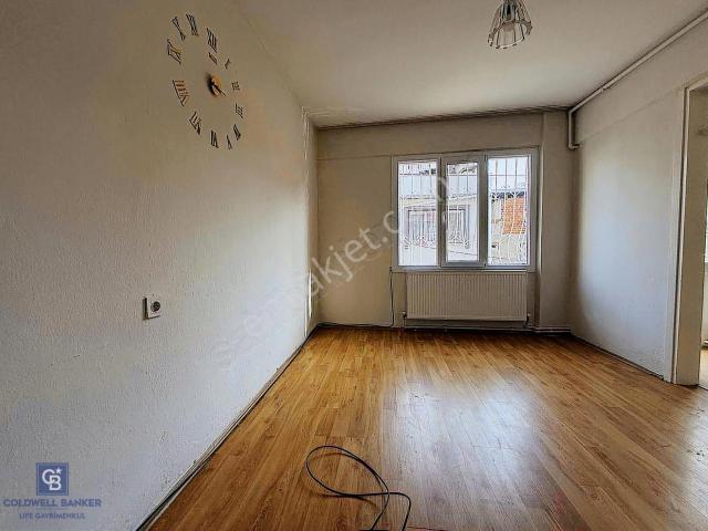 Karabağlar, İzmir içerisinde kiralık mülk