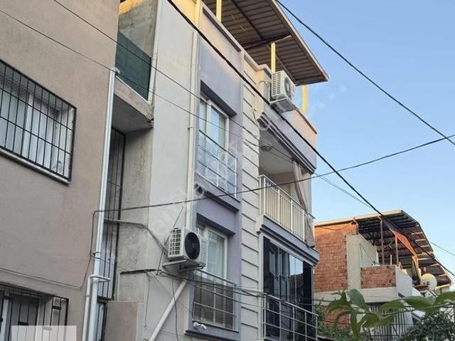 Sarıyer Mahallesi, Karabağlar içerisinde satılık mülk