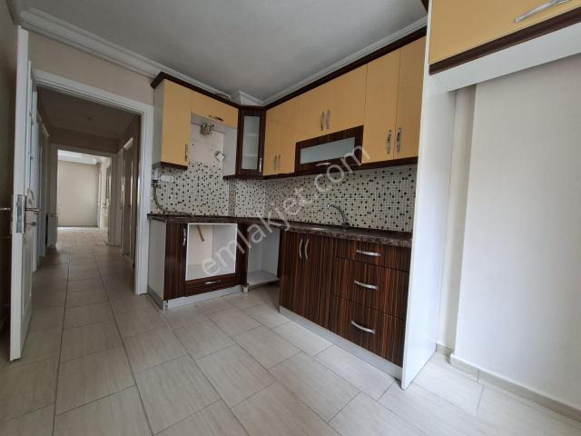 Karabağlar, İzmir içerisinde kiralık mülk