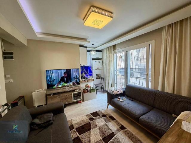 Karabağlar, İzmir içerisinde satılık mülk