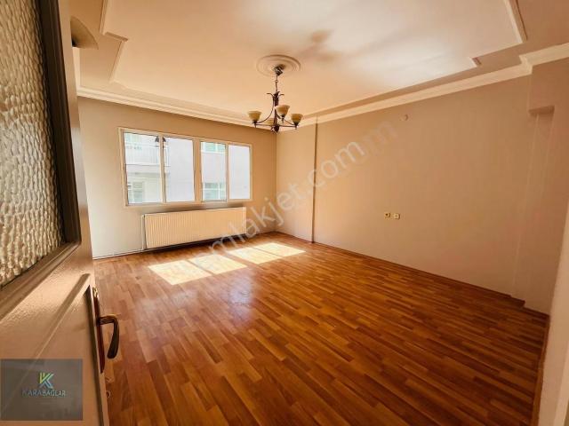 Karabağlar, İzmir içerisinde kiralık mülk