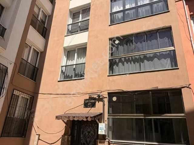 Karabağlar, İzmir içerisinde kiralık mülk