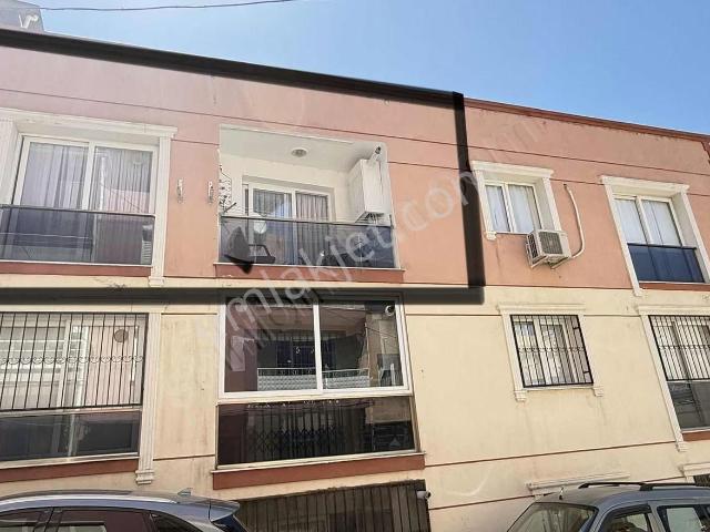 Karabağlar, İzmir içerisinde satılık mülk