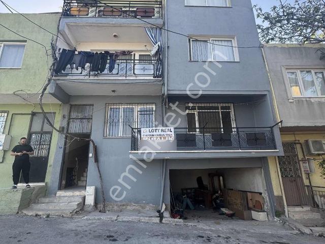 Karabağlar, İzmir içerisinde kiralık mülk