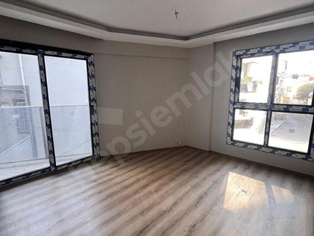 Karabağlar, İzmir içerisinde satılık mülk