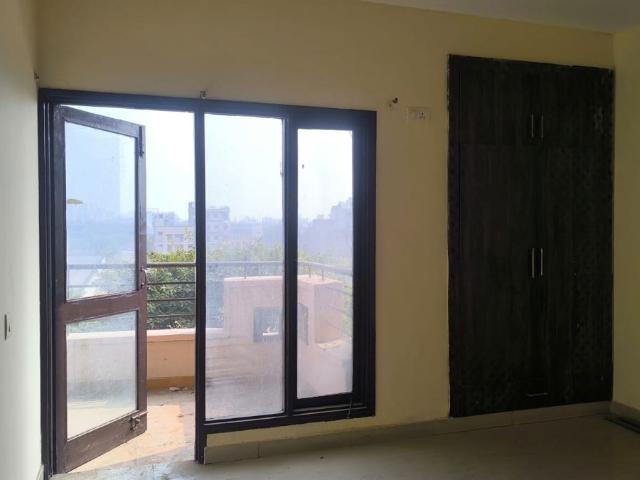 Property for rent in Hariana