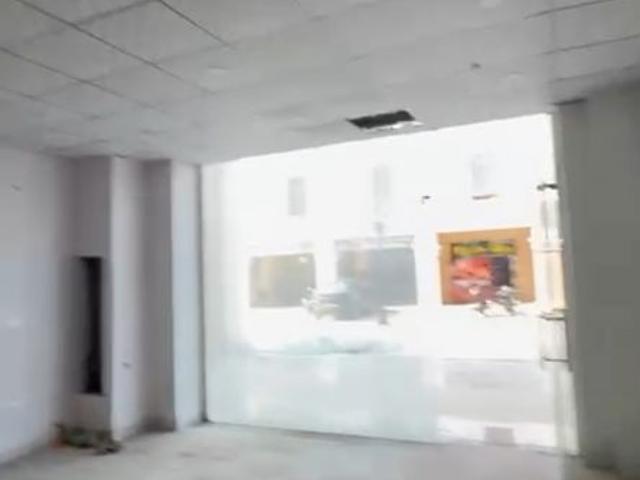 Commercial for rent in Hariana