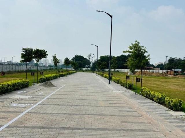 Land for sale in Hariana