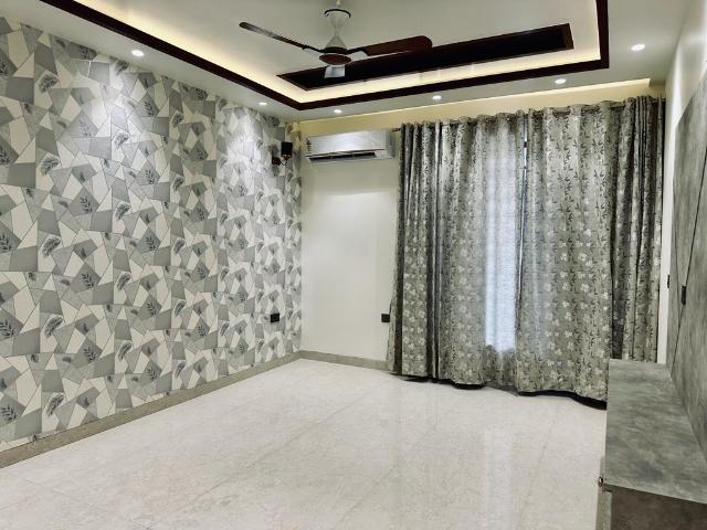 Land for sale in Hariana