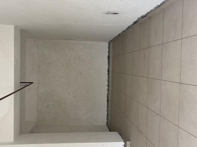 Commercial for rent in Hariana