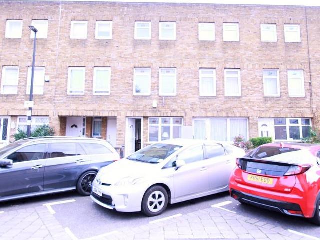 House for rent in London Borough of Tower Hamlets, Greater London