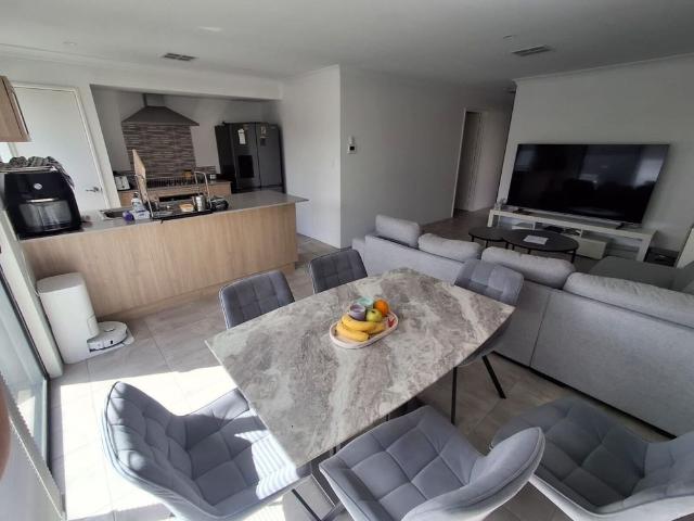 Room for rent in Brabham, City of Swan