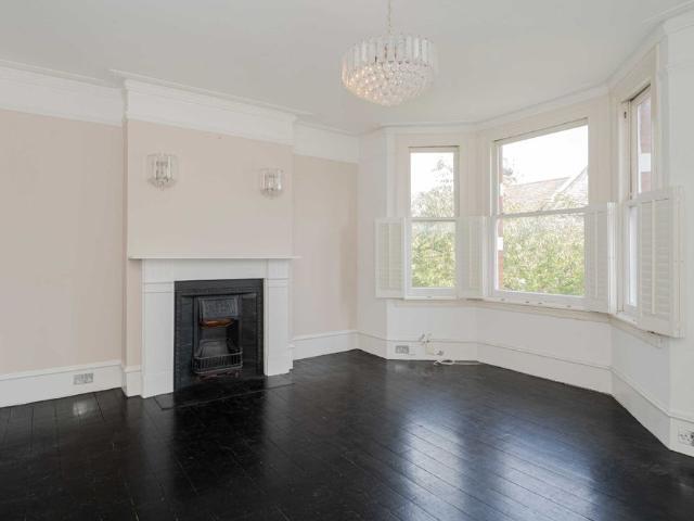 Apartment for rent in Royal Borough of Kensington and Chelsea, Greater London